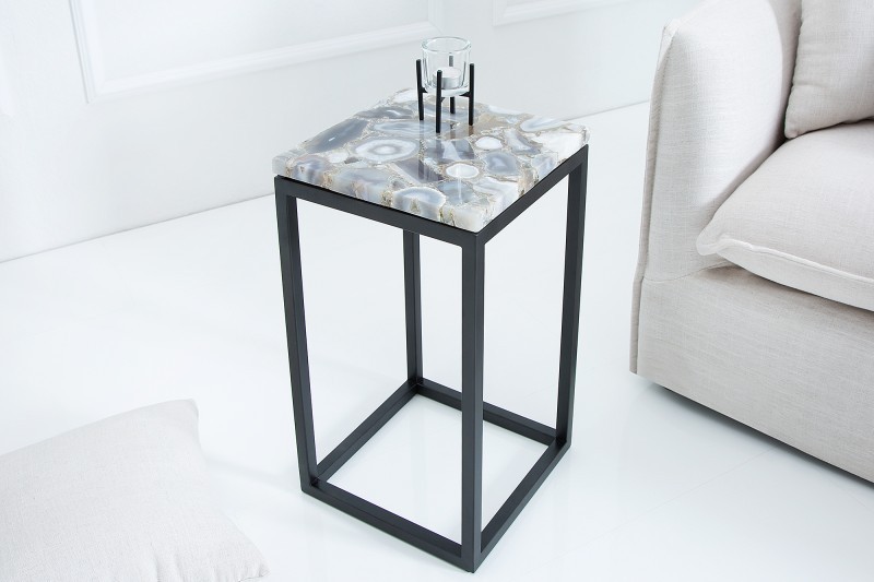 Table d'appoint design agat avec piétement coloris noir