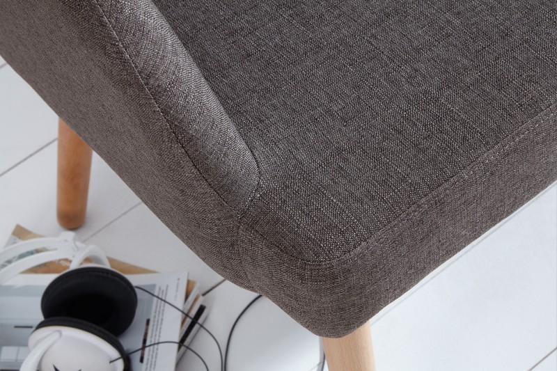 Banc design scandinave coloris gris foncé en tissu avec pieds en bois massif