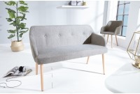 Banc design scandinave coloris gris claire en tissu avec pieds en bois massif