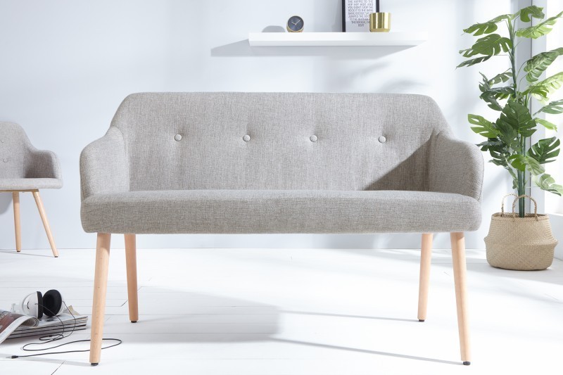 Banc design scandinave coloris gris claire en tissu avec pieds en bois massif