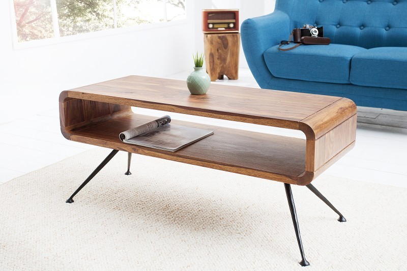 Table basse design rétro de 100cm coloris naturel en bois massif avec une niche