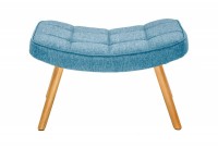 Tabouret design scandinave coloris bleu claire en tissu avec des pieds en bois massif