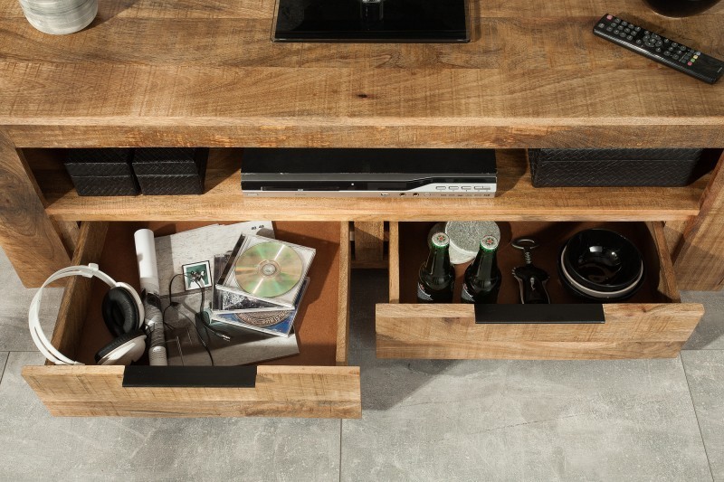 Meuble TV design industriel 130 cm en bois massif Meuble TV design industriel 130 cm en bois massif