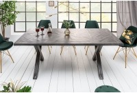 Table à manger rectangulaire de couleur gris en bois massif avec piétement en métal