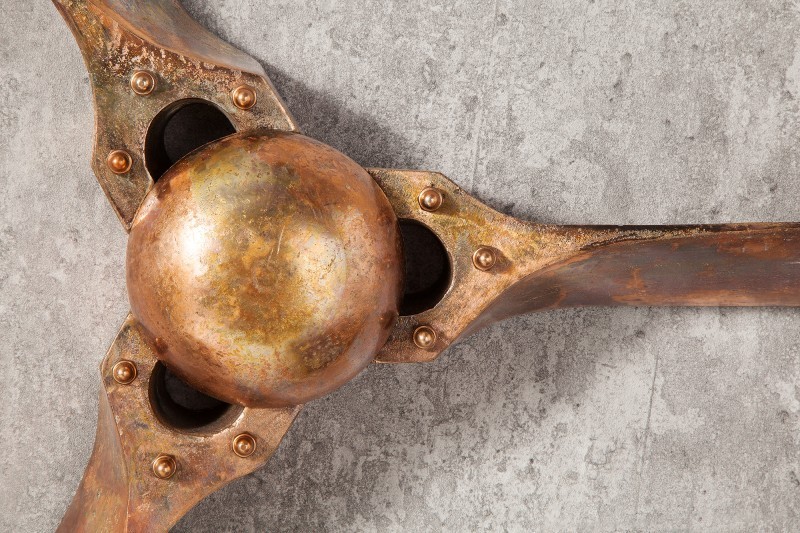 Objet décoratif mural design hélice coloris cuivre