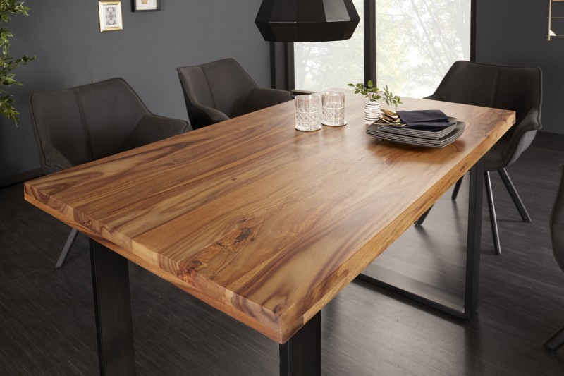 Table à manger de120cm en bois massif coloris naturel Table à manger de120cm en bois massif coloris naturel
