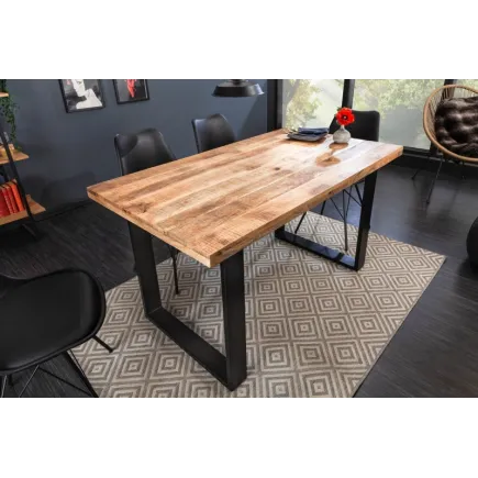 Table à manger de 140cm en bois massif coloris naturel