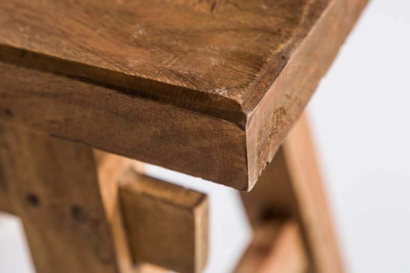 Tabouret design de 40 cm en bois massif naturel