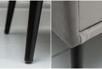 Table de chevet en velours coloris gris argenté