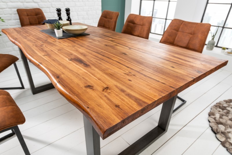 Table à manger moderne de 160 cm coloris naturel en bois acacia avec pieds en métal noir