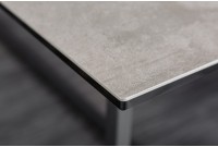 Grande table à manger 200cm avec plateau en verre sécurit et céramique, aspect beton