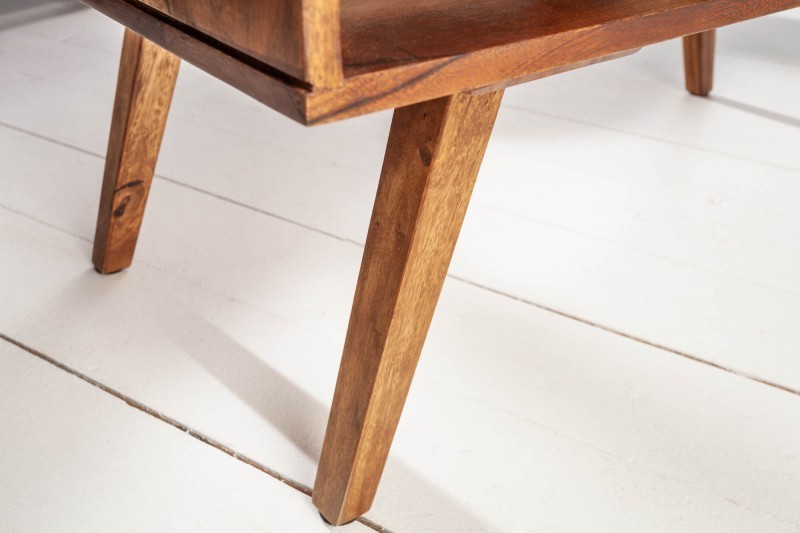 Table basse en bois massif design scandinave