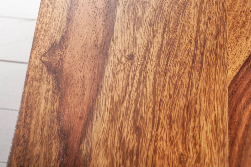 Table basse en bois massif design scandinave