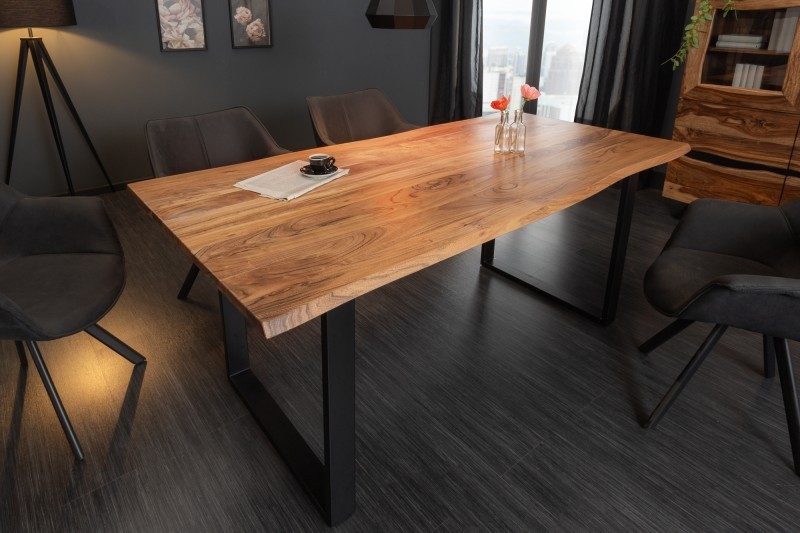 Table à manger 180cm en bois massif  design industriel